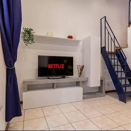 Luxury Loft On The Duomo Wifi & Netflix Appartamento Milano Esterno foto