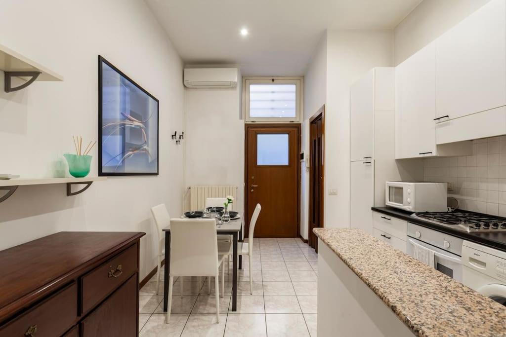 Luxury Loft On The Duomo Wifi & Netflix Appartamento Milano Esterno foto