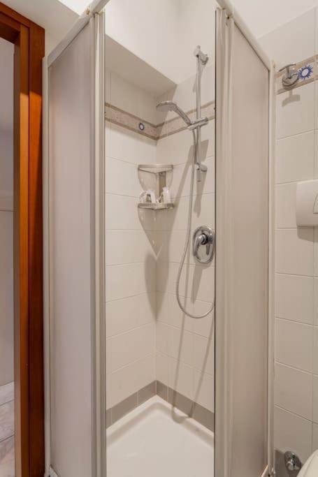 Luxury Loft On The Duomo Wifi & Netflix Appartamento Milano Esterno foto